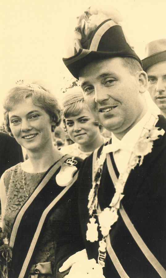 1966: Friedhelm ud Christel Schwolle